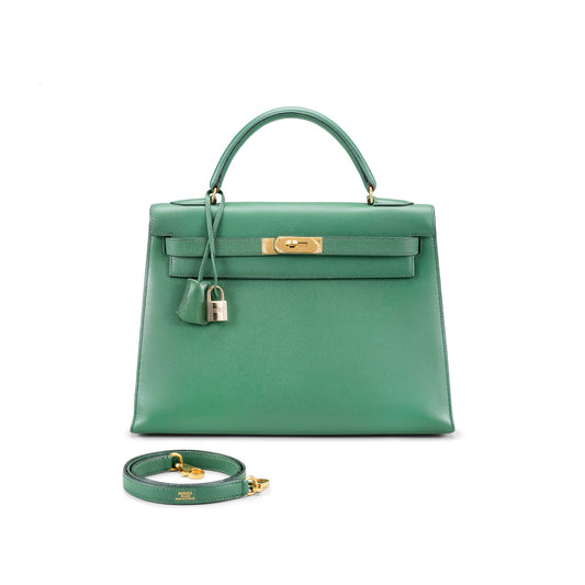 AN EPSOM LEATHER SELLIER KELLY 32 WITH GOLD HARDWARE